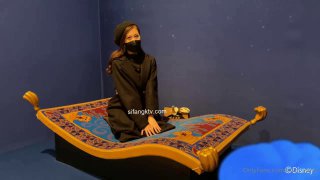 迪卡侬门事件女主角混血骚妹性感喷射器更衣室全裸假JJ插穴